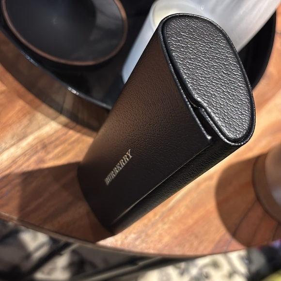 Burberry Black Leather Eyewear Holder case - Picture 14 of 15